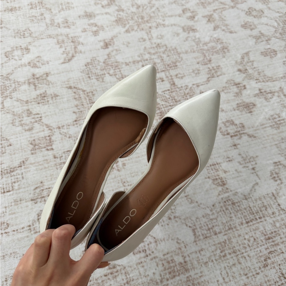 ALDO Women's Cream Pointed Flats